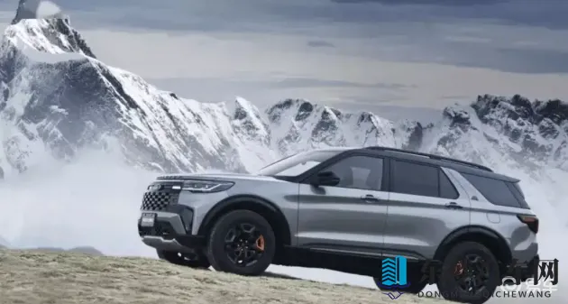 黑人 娇小 亚洲 硬：非洲娇躯，亚洲面孔，肌肉线条分明-2