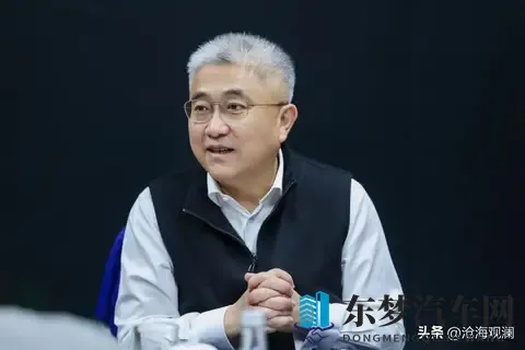 奔驰连夜官宣：纯电CLA限时低价上市！新能源价格战迎来终极Boss-3