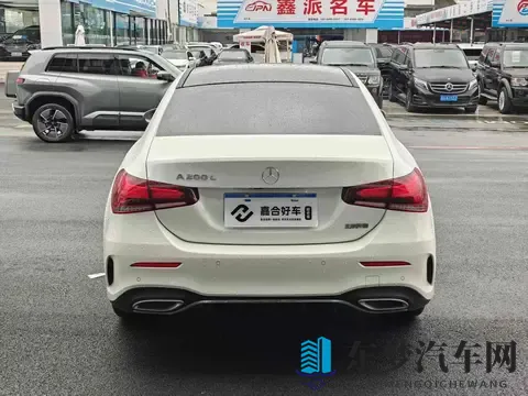 13万多拿下奔驰A级，22年一手车，都市代步精致之选？-3