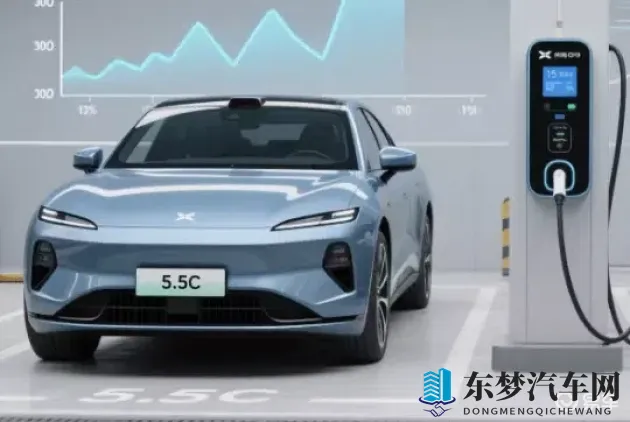 秋霞2019年新款:2019秋装新品上市,时尚秋霞推荐-1