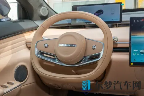 试驾2025款星纪元ET增程Max四驱:豪华实用大五座,全方位深体验-2