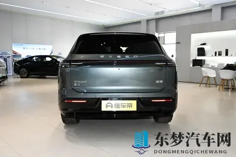 豪华SUV该选性能还是选舒适？2025款星纪元ET给出了答案-3
