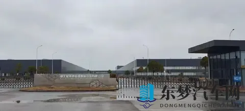 新势力10月交付再创新高；理想道歉并召回超1万辆车-2