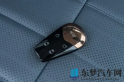 看完这篇文章,我终于理解为什么那么多人买26款岚图梦想家了-1