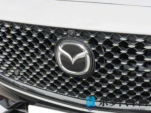 马自达爆发了！200km续航，配后驱+多连杆，1198万起售-3