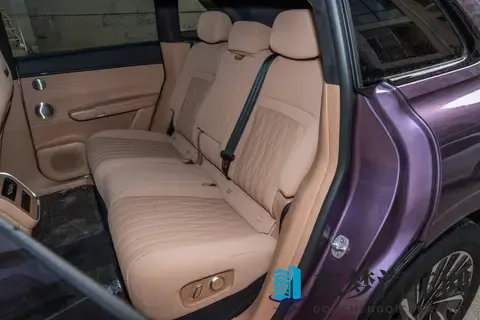 试驾2025款星纪元ET增程Max四驱:豪华实用大五座,全方位深体验-3