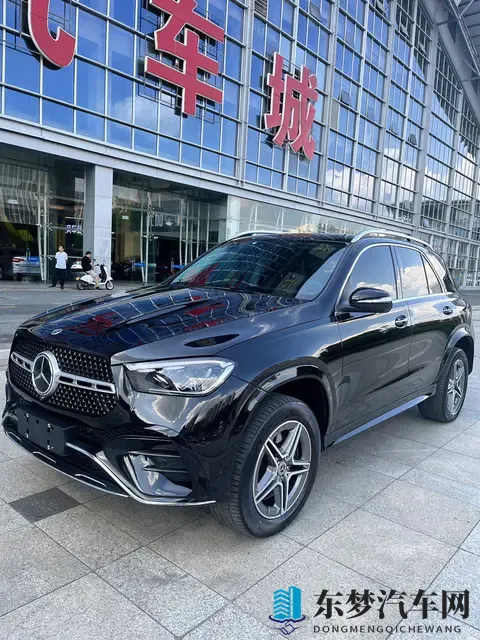 60万拿下准新奔驰GLE450，体验豪华SUV的舒适与性能-3