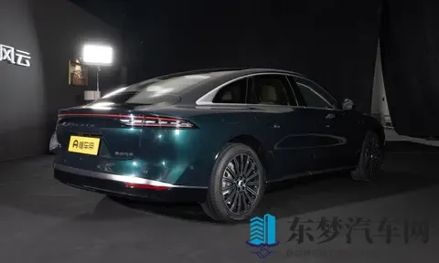 奇瑞新车又来！风云A9L猎鹰700助攻，顶配四座版真的能打吗？-1