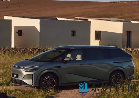 53米7座,带后轮转向,增程式电动版本预售,续航1602km-1