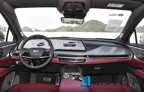 配置再升级，凯迪拉克XT5推出2026款新车，还是四款配置任你选-1