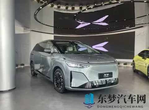 35 万起拿下国内续航最长大七座！小鹏 X9 增程版等还是直接冲？