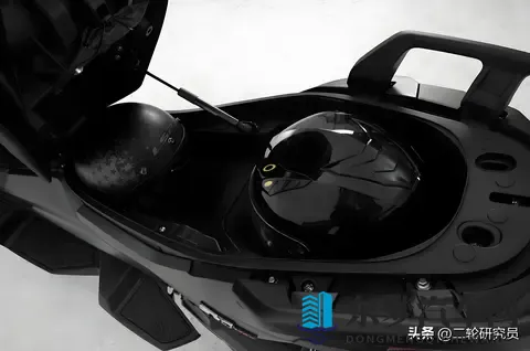 摩托车圈新热点！无极SR4 Max系列能否打破合资进口垄断？-1