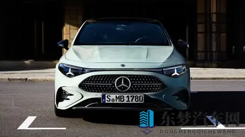 奔驰CLA欧洲也正式开卖了,不同的是,可加油,可充电?-1