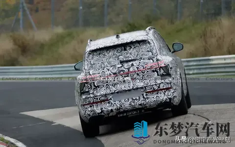 美女扒开胸罩秘 露出奶头的软件：揭秘性感诱惑，软件泄露隐私瞬间-3