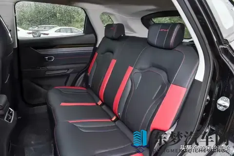 妺妺窝www仙踪林粗大野：新能源汽车热爆，自动驾驶技术突破，汽车安全升级大揭秘