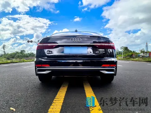 30万拿下准新奥迪A6L，一手车况，商务家用都合适！-3