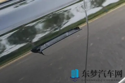 2025款红旗H9 20T，四款配置如何选择？-2