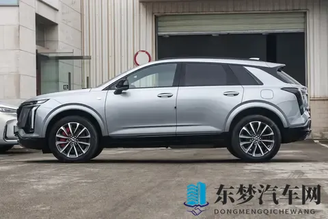 23 万起买美式豪华!2026 款凯迪拉克 XT5 各版本怎么选不花冤枉钱-2