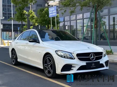 15万多拿下奔驰C级，豪华品牌入门之选？-1