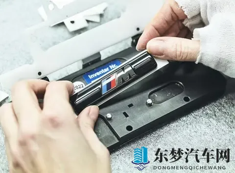 一家德国工厂破产，整个德国车可能没车标可装-1