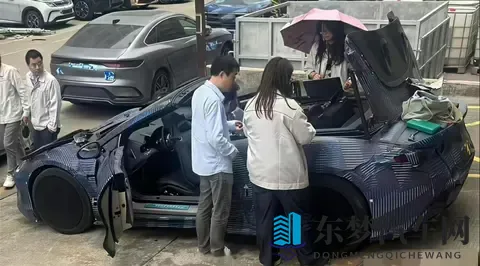 中国人的敞篷车终于来了 从腾势Z看国产车敢不敢跟世界比一比-1