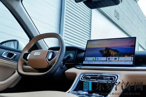 年轻人选车的版本答案?吉利银河星耀6的真实感受!-1