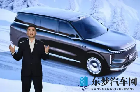 上汽旗舰智己LS9发布，CEO刘涛放话：用户喜欢的配置才是最牛的