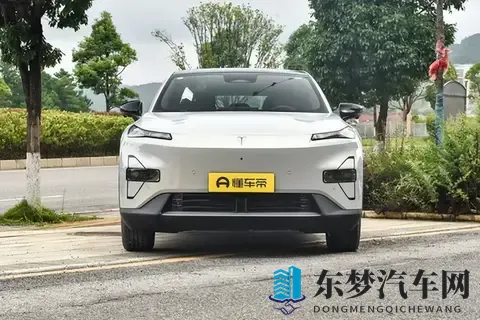 买纯电SUV别只盯续航！这款车在智能、安全、舒适上全面进化！-3