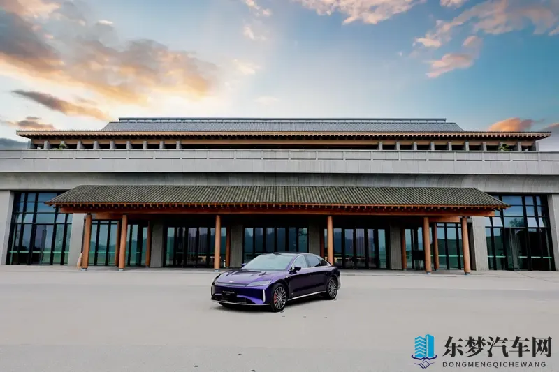 1719 万起！风云 A9L 光辉四驱版上市