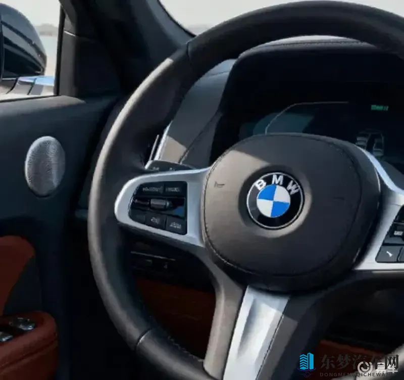 少妇疯狂做爰XXXⅩa：少妇激情夜生活，欲望无限蔓延