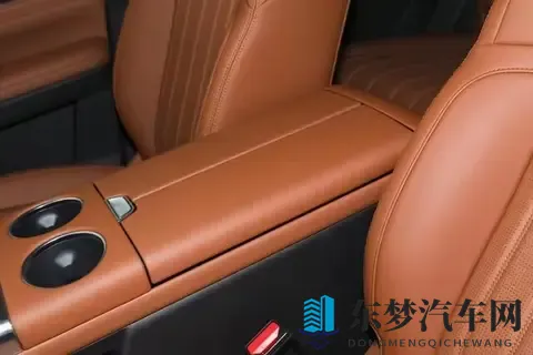 1200公里长途实战，捷途山海L7 PLUS的家庭感-3