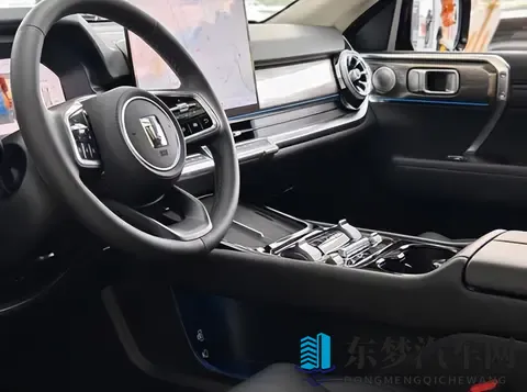 直降 24 万 + 1128km 续航！新款坦克 400 上市：通勤越野都能打-1