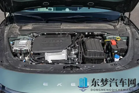 15万的C级车怎么选？激光雷达+续航1645km，星纪元ES可以一战！-2