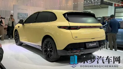 10 万级纯电 “卷王” 零跑 Lafa5 预售 1058 万起，激光雷达 + 605 续航-1