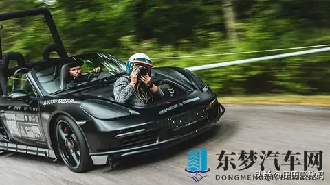 Porsche 学徒自改 718 Boxster S，变身全球最疯狂摄影车！