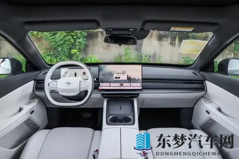 全系标配激光雷达，这款轿跑预售1499万起，会成爆款吗？-1