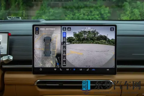 插混中大型MPV，15T插混动力+四驱，体验26款岚图梦想家-3