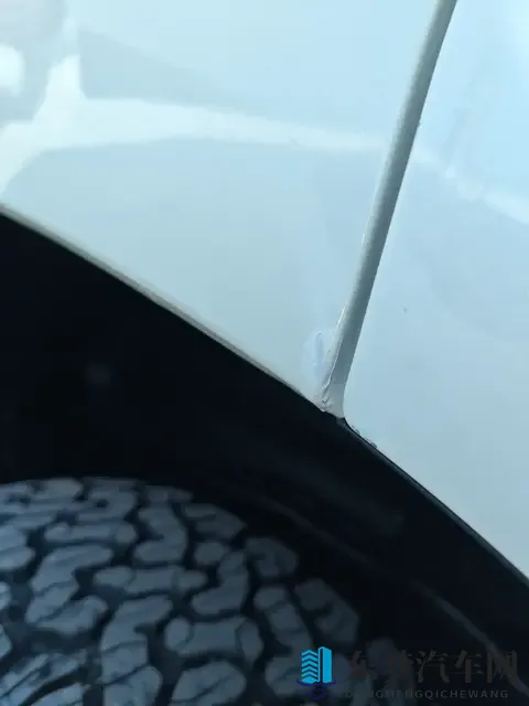 20款普拉多35L：圆你硬派越野梦，40万拿下值不值？-2