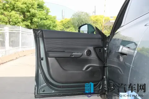 新纪元ET试驾：1898万起售，11月购车权益很给力！-2