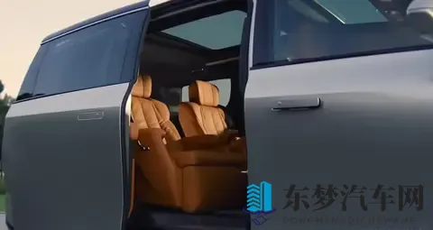 别克至境世家MPV座舱信息公布:配备前排三联屏、后排4K智慧屏等-2