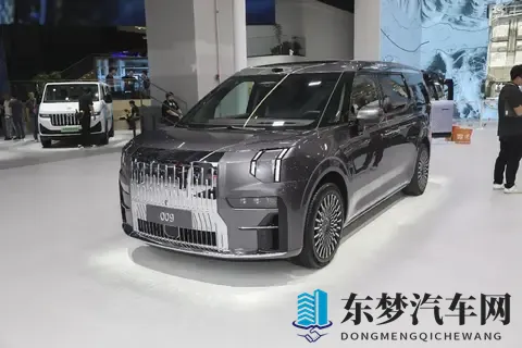 极氪009宜商宜家，大空间纯电MPV，续航900公里，轴距3205毫米-1