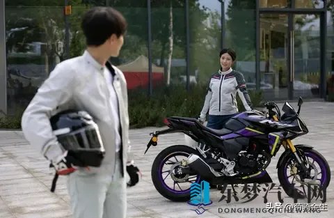 仿赛的颜值街车的心！本田宝藏车型NSP190，安全省油续航全打包！-2