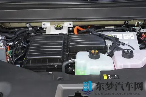 广汽埃安 AION i60 预售：增程技术亮眼，年轻设计吸睛​-2