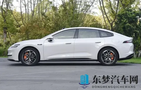 长安启源A06将于今日上市，纯电版预售1199万起，标配激光雷达-3