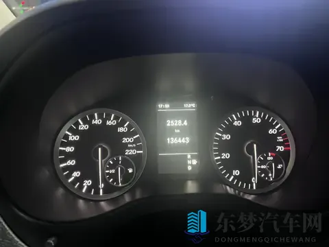 宜商宜家好选择，13万拿下2018款二手奔驰威霆7座-1