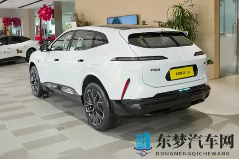入门即满配，2026款阿维塔07能否成为25万级华为系满血SUV？-1