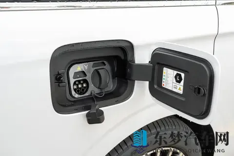 试完26款岚图梦想家，发现现在的MPV越来越卷了-2