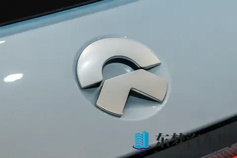 租用23万起上车蔚来ES6:续航650km、可租电池,这笔账值不值?-3