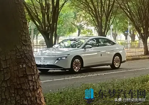 富二代黄色：豪华车新潮流：黄色系车型成焦点-3