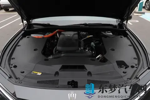 皇冠（进口）“至享版” 和 “至尊版”两个配置到底该怎么选？